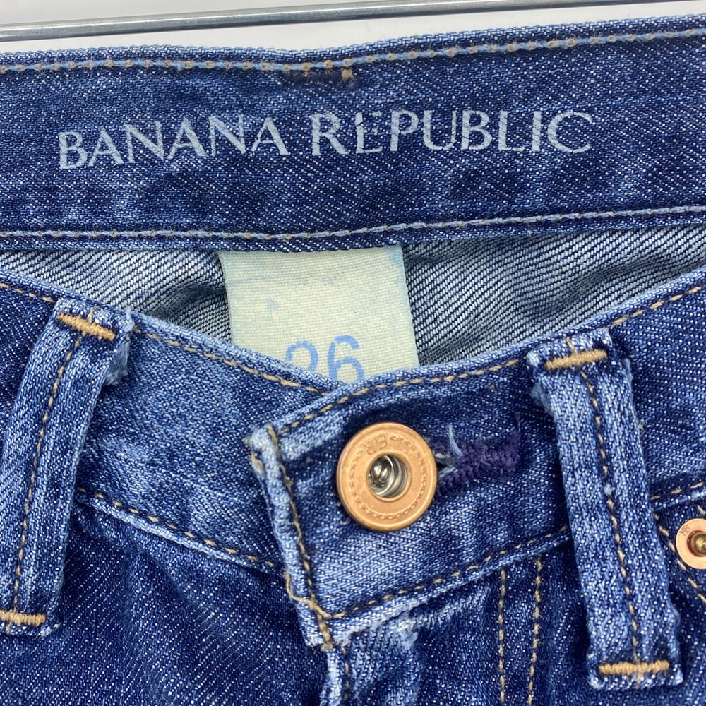💕SALE💕Banana Republic Straight Distressed Denim - Picture 4 of 9